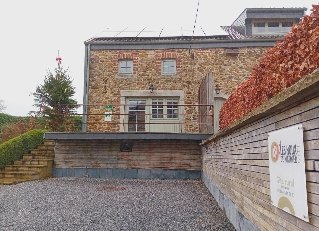 Les Houx De Mathieu Villa Engis Exterior foto